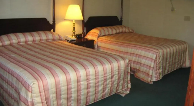 Номер Economy Lockport Inn and Suites