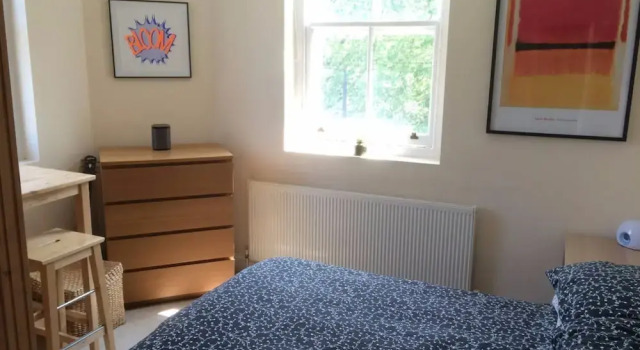 Bright, Modern 1- Bed flat in Camden, Забронировать Отель Отели Лондона 3 звезды, рядом с Театр KoKo London, 3*