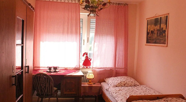 Wohnung im Teutoburger Wald, Забронировать Апартаменты/квартира Отели Бломберг с парковкой, Парковка