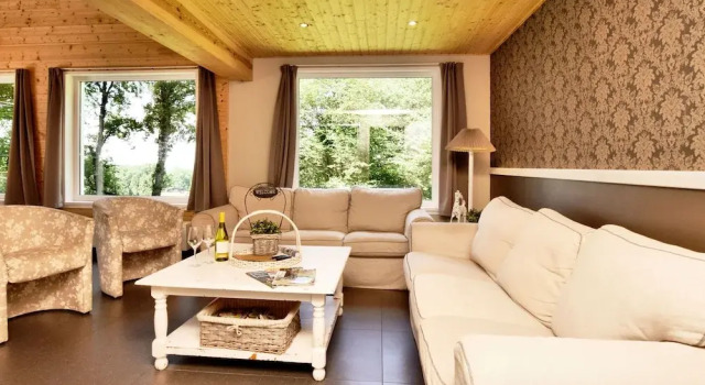Cozy chalet with sauna, Забронировать Шале Эрезе Land of Ourthe & Aisne