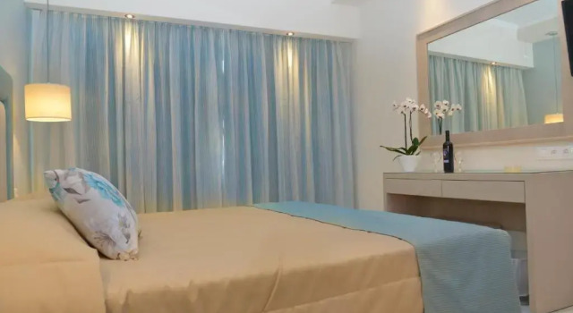Номер Premium Odysseus Hotel