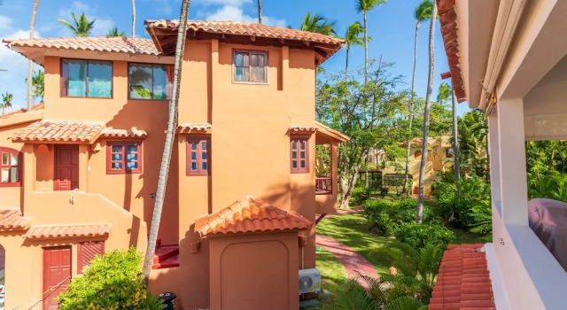 Cozy 3-Bedroom Apartment with Pool Access near Bavaro Beach