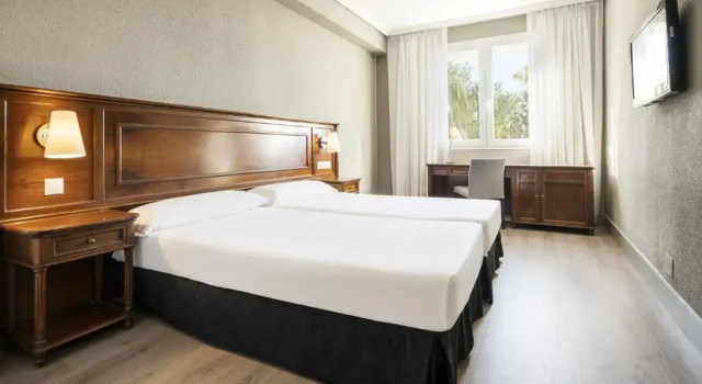 Двухместный номер Standard Hotel Ilunion Las Lomas