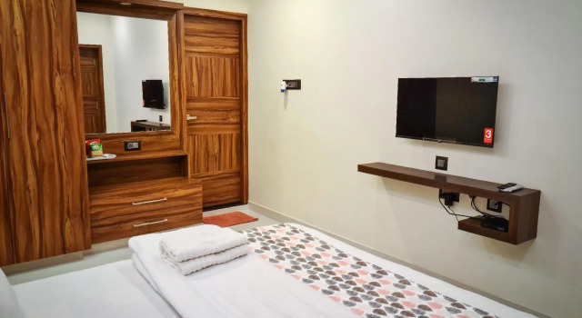 Rk Resorts, Varaa Hotelli kāraikāl Tamil Nadu