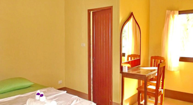 Klong Son Hotel
