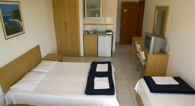 Blue Sarti, Book Apartment Sarti 