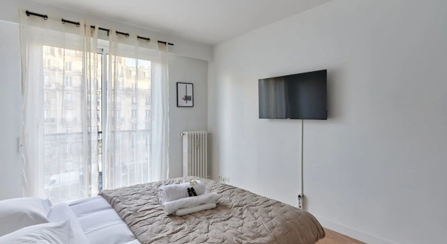 Apartment in the 16th Area Residential District, Забронировать Апартаменты/квартира Париж Иль-де-Франс, рядом с Maison de Balzac