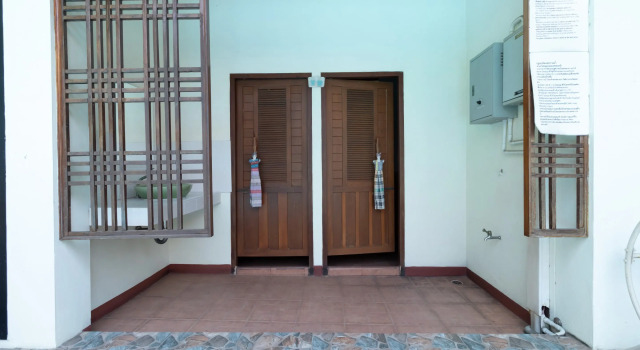 Primrose Place, Book Hotel Wattana Bangkok