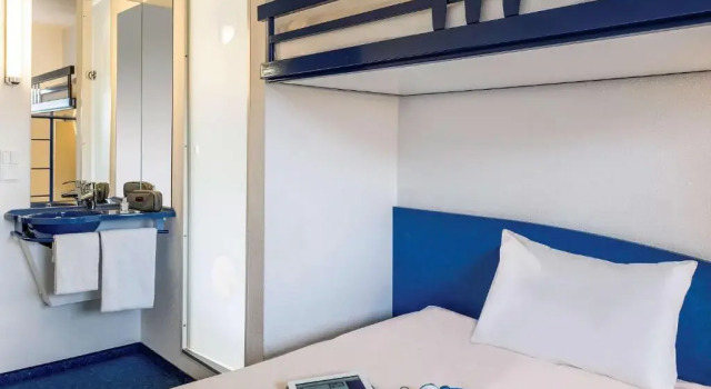 Трёхместный номер Standard ibis budget Pouilly-en-Auxois