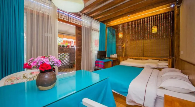 Номер Deluxe Lijiang Rongyi Homestay