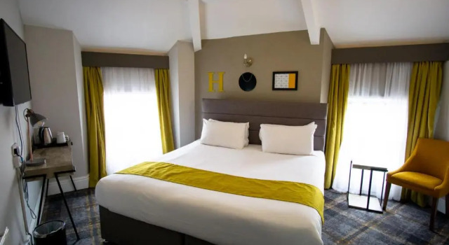 Четырёхместный номер Economy The County Hotel