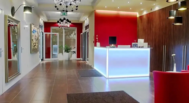 Hotel Ajax, Buchen Sie Hotel Nadarzyn 