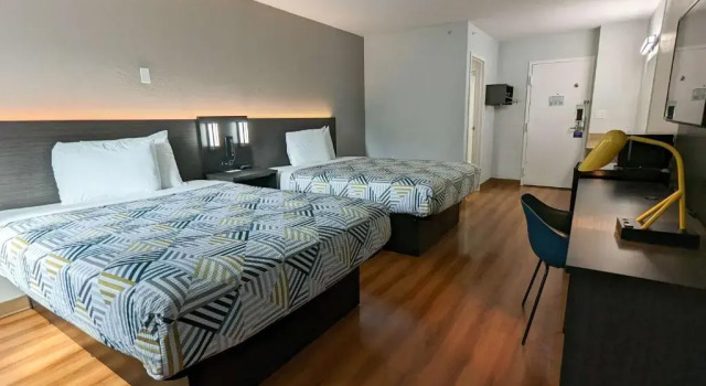 Четырёхместный номер Standard Motel 6-Framingham, MA - Boston West