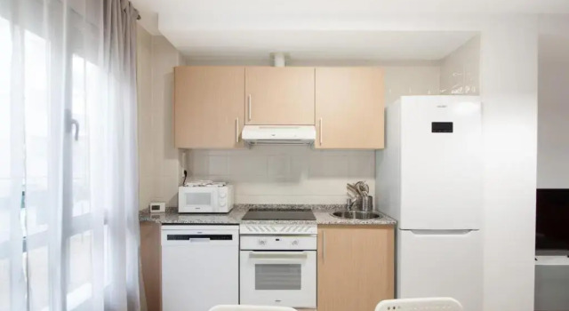 Апартаменты Esguil, apartamento con piscina, a 3 km de la playa