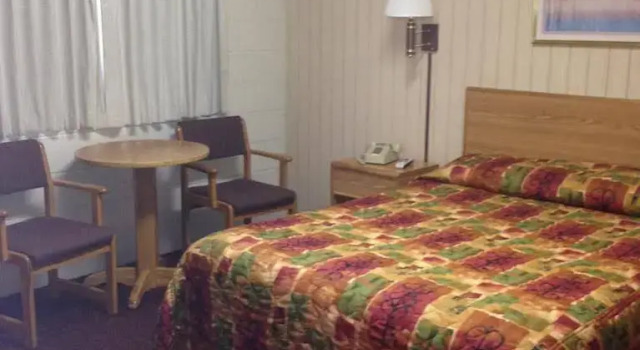 Lamplighter Motel, Rezerwuj Motel Eureka 