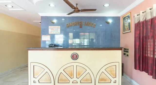 SPOT ON 43035 Udupi Sindhuri Inn, Varaa Hotelli Kakinada Andhra Pradesh
