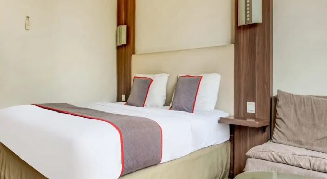 Townhouse OAK Hotel Grand Cikarang, Rezervovat Hotel Cikarang West Java