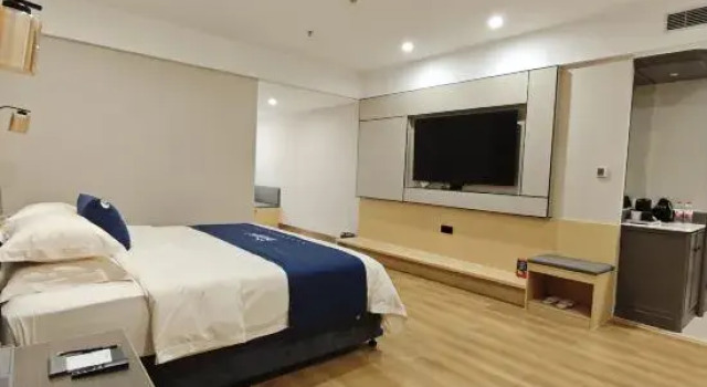 Люкс Superior Po Lei Hotel (Dongguan Houjie International Exhibition Center Metro Station)