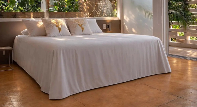 NOK Luxury Colonial Villa 6BR With Pool, Staff & Breakfast at Getsemani, Забронировать Вилла Отели Боливара с парковкой, Парковка