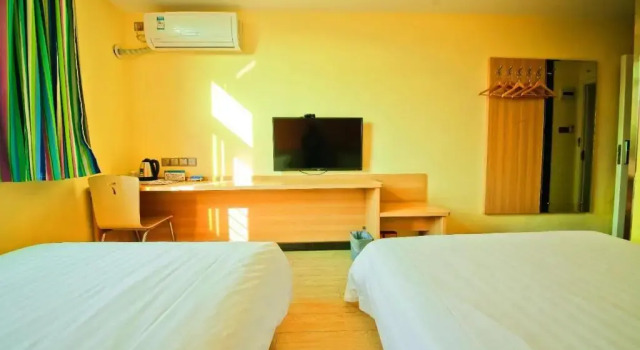 Двухместный номер Business 7Days Inn Ankang Ba Shandong Road Anyunsi