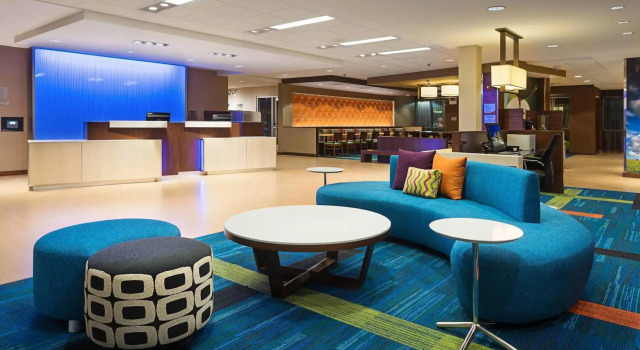 Fairfield Inn and Suites by Marriott Belle Vernon, Rezerwuj Hotel Belle Vernon 