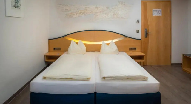 Двухместный номер Standard Hotel Atrium Garni