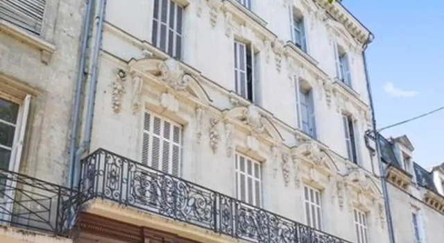 Apartment With 2 Bedrooms in Saumur, With Wonderful City View and Wifi