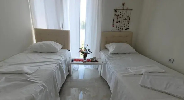 Architect's house with spacious veranda in Antalya, Belek, Забронировать Отель Отели провинции Антальи с парковкой, Парковка