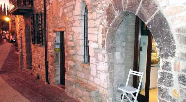 Vico Del Poeta, Prenota Affittacamere Affittacamere a Umbria, Affittacamere