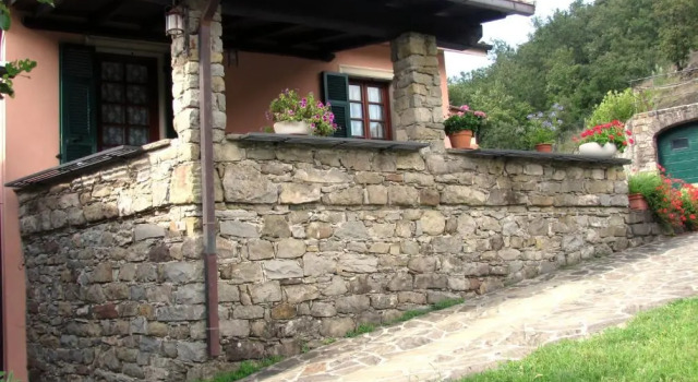 Agriturismo Il Giglio e la Rosa, Rezervați Hotel Varese Ligure Liguria