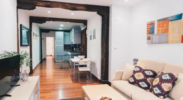 Апартаменты Old Town Madari by People Rentals