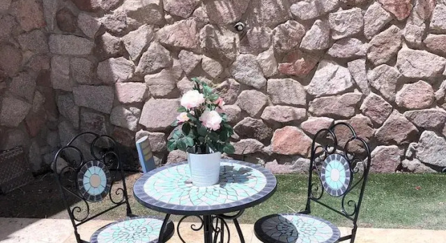 New Cozy Suite W Garden 300M From Beach, Забронировать Апартаменты/квартира Отели в центре Эйлата, в центре