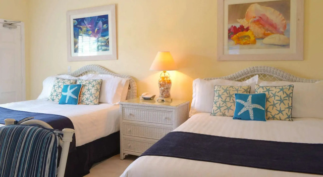 Bedroom Hotel Sandyport Beach Resort