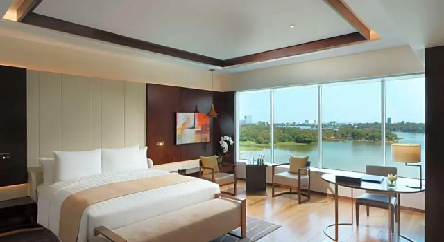 Полулюкс Standard Meliá Yangon