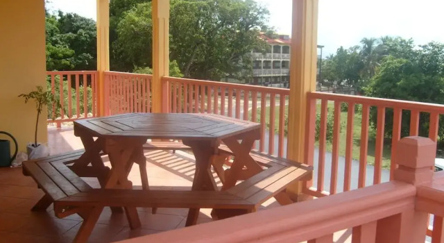 Beautiful and Colorful Beach Villa, Prenota Villa Port-Louis Grande-Terre