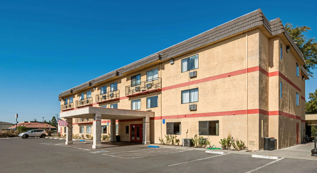 Sutter Inn