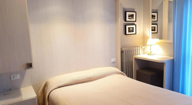Air Hotel, Rezervați Hotel Forlì Emilia-Romagna