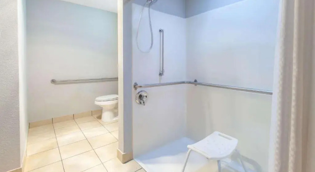 Двухместный номер Microtel Inn & Suites by Wyndham Pittsburgh Airport
