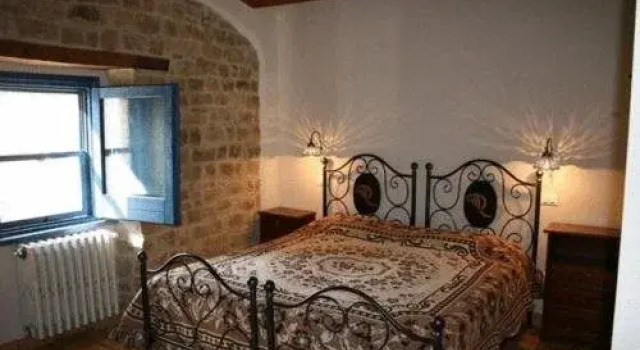 Residence Messer Raimondo Luogo d'Arte, Book Hotel Castiglione Messer Raimondo Abruzzo
