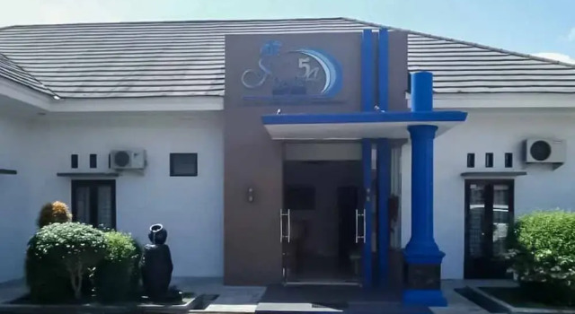RedDoorz near Pantai Panjang Bengkulu 2, Prenota Hotel Bengkulu Sumatra