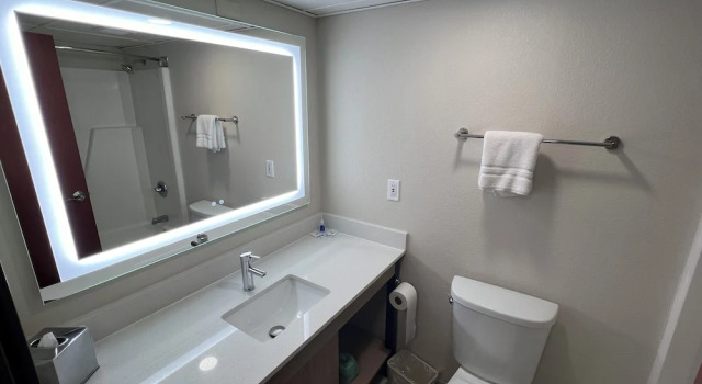 Люкс с видом на город Rodeway Inn Little Falls