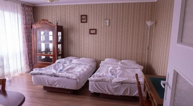 Retro Rooms in Cracow City Centre, Забронировать Отель Прадник Червоный Краков, рядом с Краковский аквапарк
