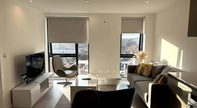 One Bedroom Luxury Flat in City Center, Забронировать Отель Отели Англии 3 звезды, 3*