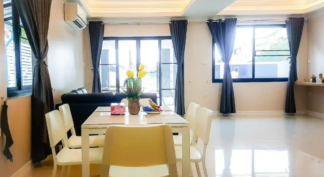 Коттедж Ban Sasithorn Huahin
