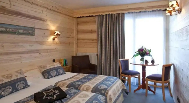Одноместный номер Standard с балконом и с видом на окрестности Hôtel Le Souleil'Or