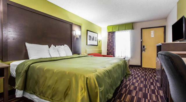 Люкс c 1 комнатой Quality Inn Albemarle