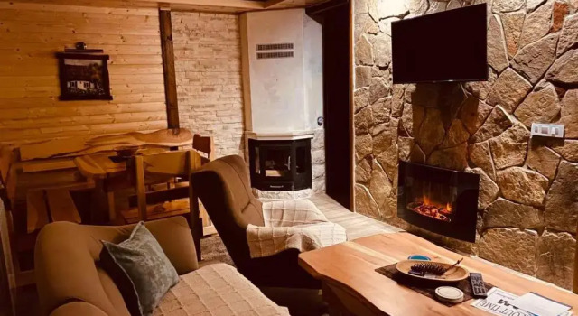 Коттедж с 3 комнатами Holiday Homes Durmitorski Gaj
