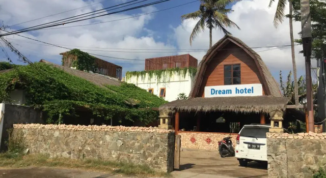 Dream CoWork Hotel, Book Hotel Kuta Lombok Lombok