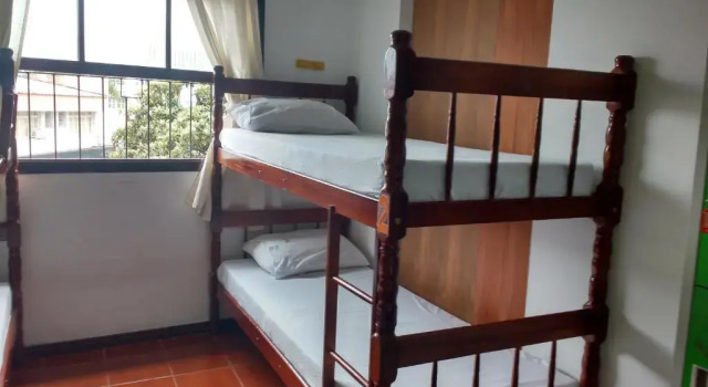 Кровать в общем номере Hostel365