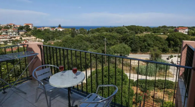 Трёхместный номер Standard с видом на море Pelagos Apartments